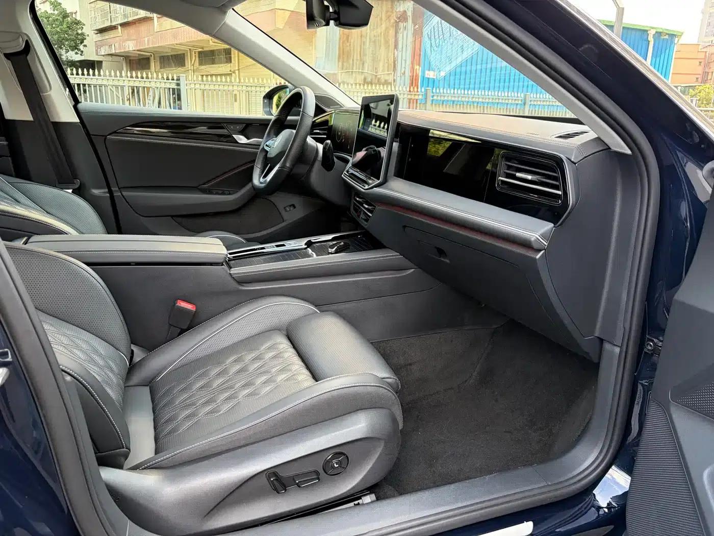 2024 Volkswagen Magotan 380TSI DSG Supreme Edition — миниатюра 13
