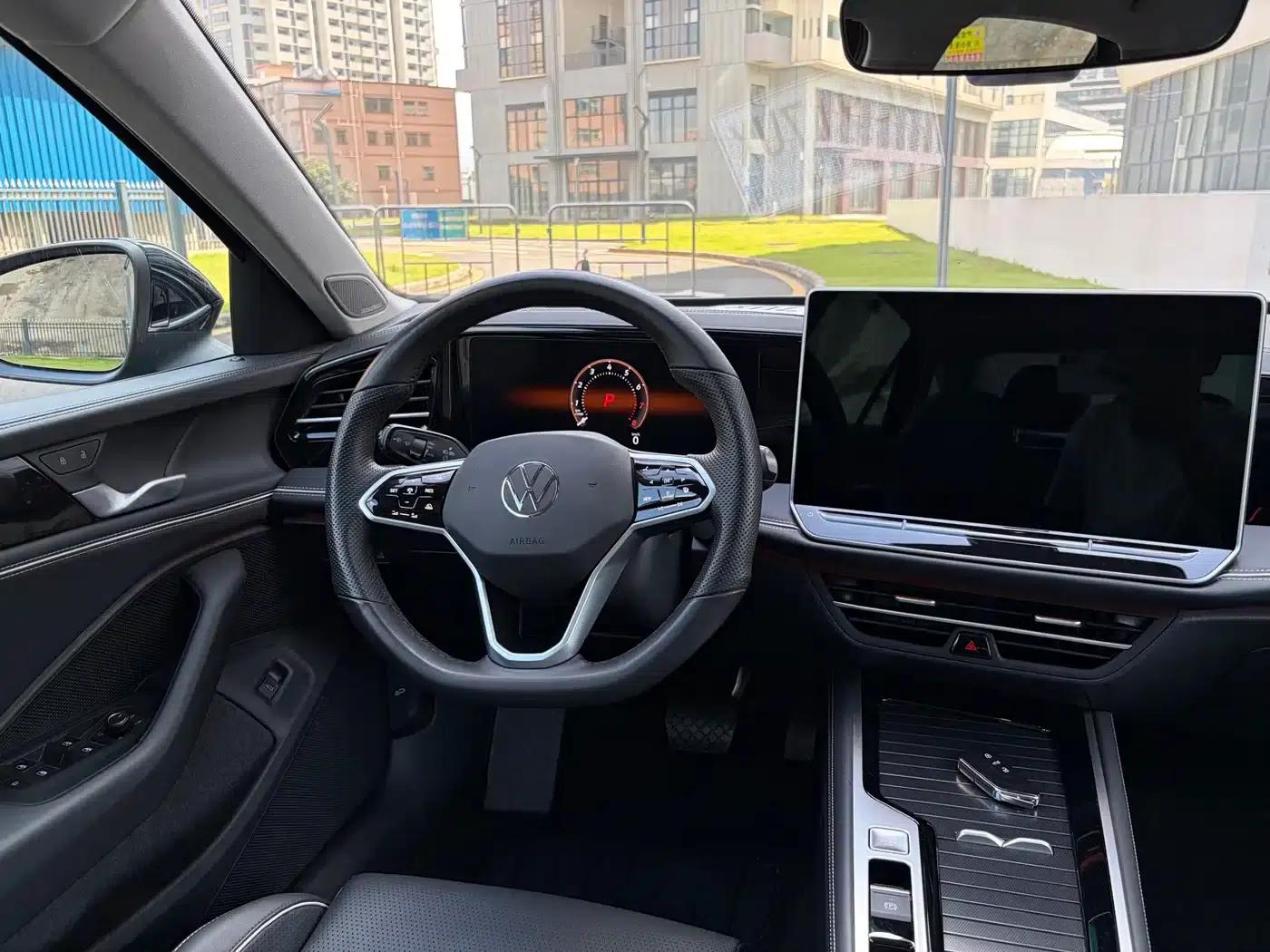 2024 Volkswagen Magotan 380TSI DSG Supreme Edition — миниатюра 15