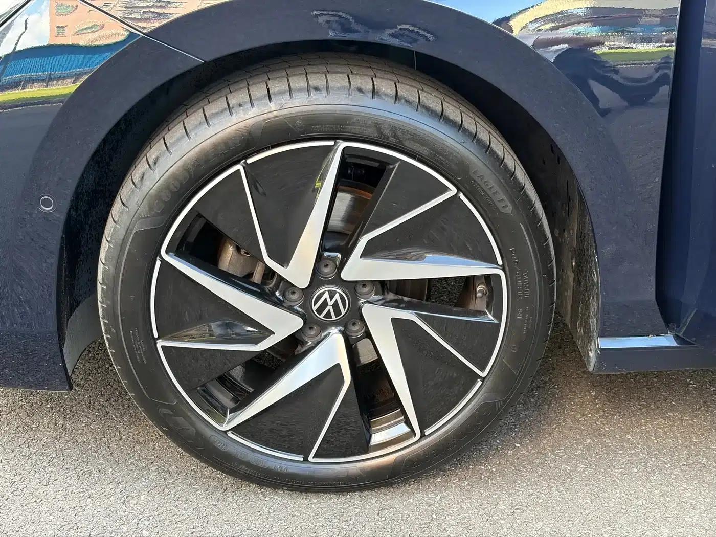 2024 Volkswagen Magotan 380TSI DSG Supreme Edition — миниатюра 21