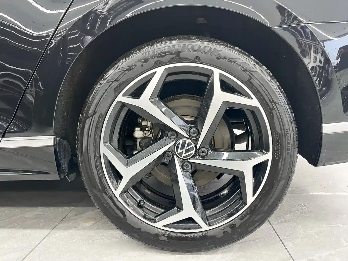 Volkswagen Magotan 2023 2 Millionth Unit Commemorative Edition 330TSI DSG Leading Model — миниатюра 22