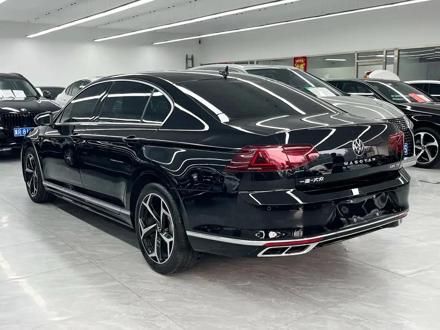 Volkswagen Magotan 2023 2 Millionth Unit Commemorative Edition 330TSI DSG Leading Model — миниатюра 4