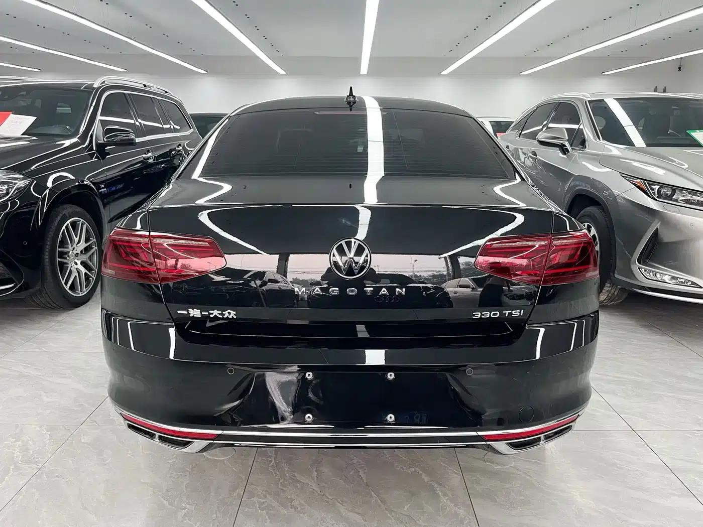 Volkswagen Magotan 2023 2 Millionth Unit Commemorative Edition 330TSI DSG Leading Model — миниатюра 5