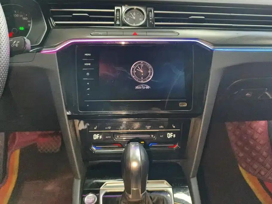 2020 Volkswagen Passat 330TSI DSG Leading Edition — миниатюра 12