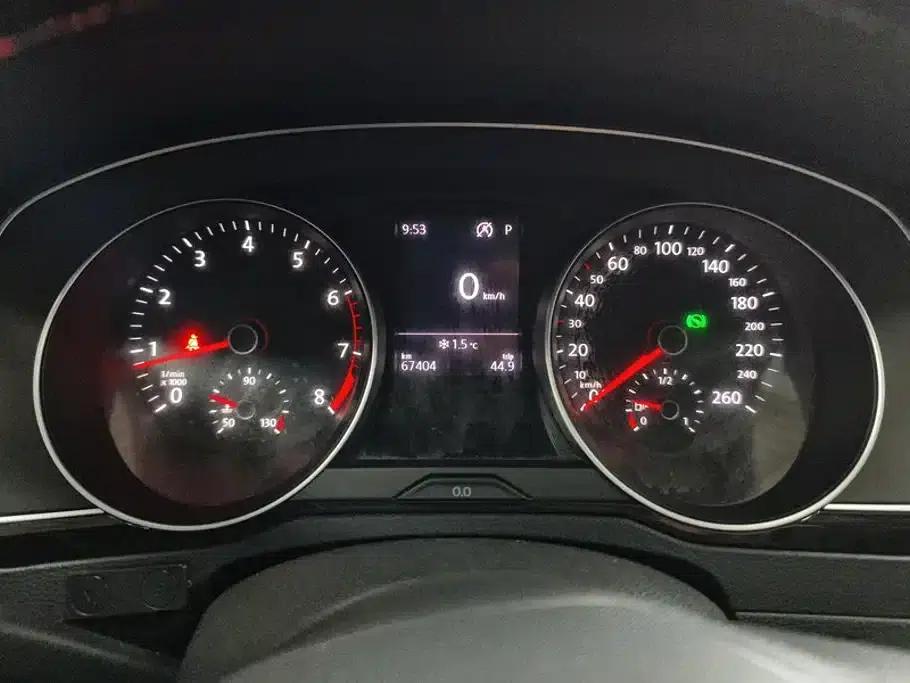 2020 Volkswagen Passat 330TSI DSG Leading Edition — миниатюра 13