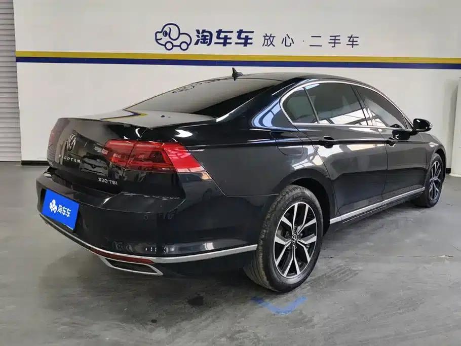 2020 Volkswagen Passat 330TSI DSG Leading Edition — миниатюра 3