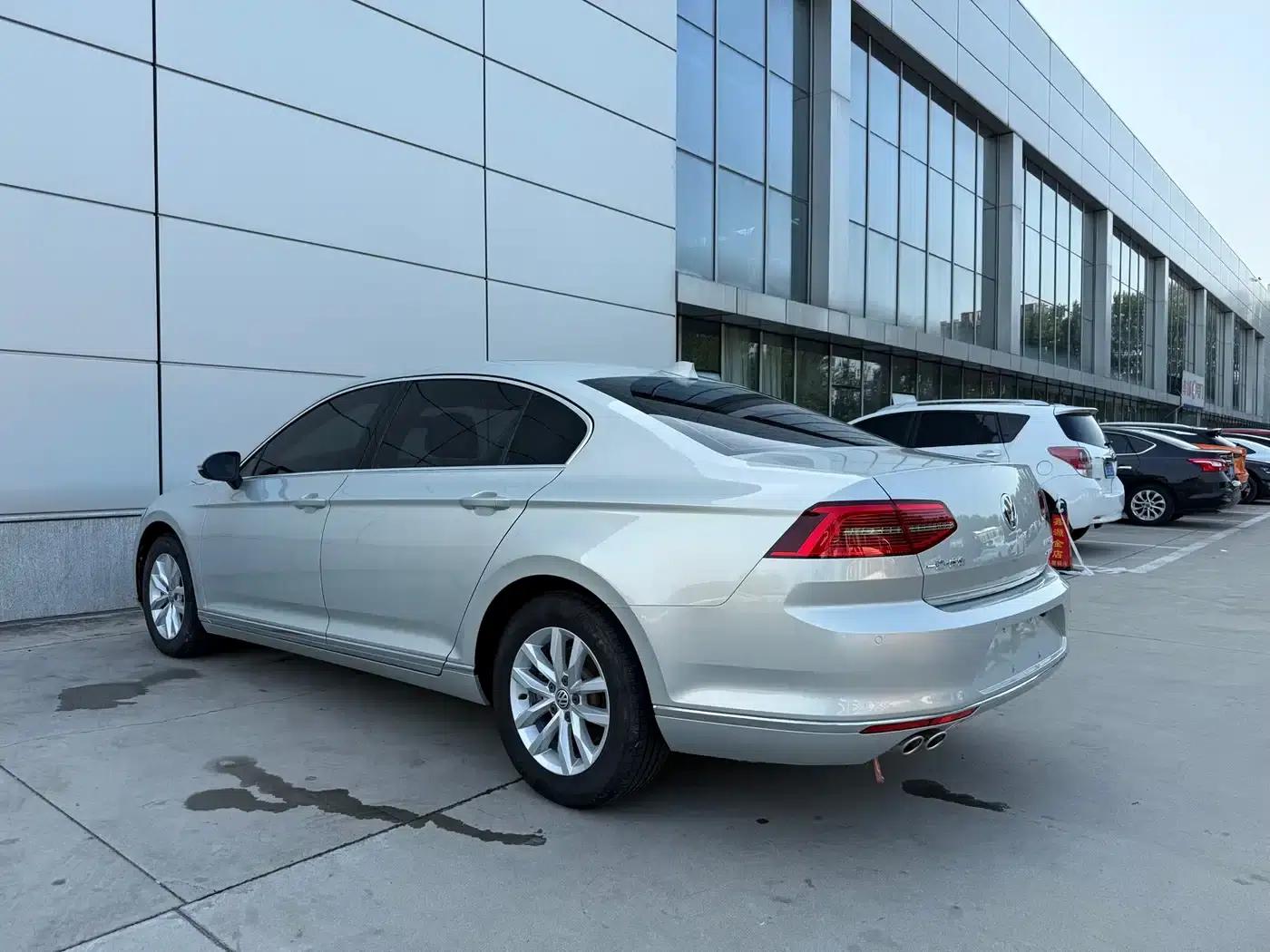 2018 Volkswagen Passat 280TSI DSG Comfort — миниатюра 4