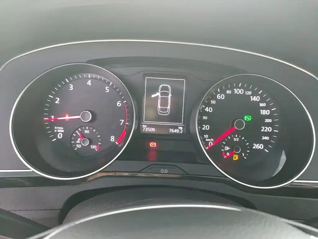 2019 Volkswagen Magotan 330TSI DSG Luxury Edition (National V Emission Standard) — миниатюра 12