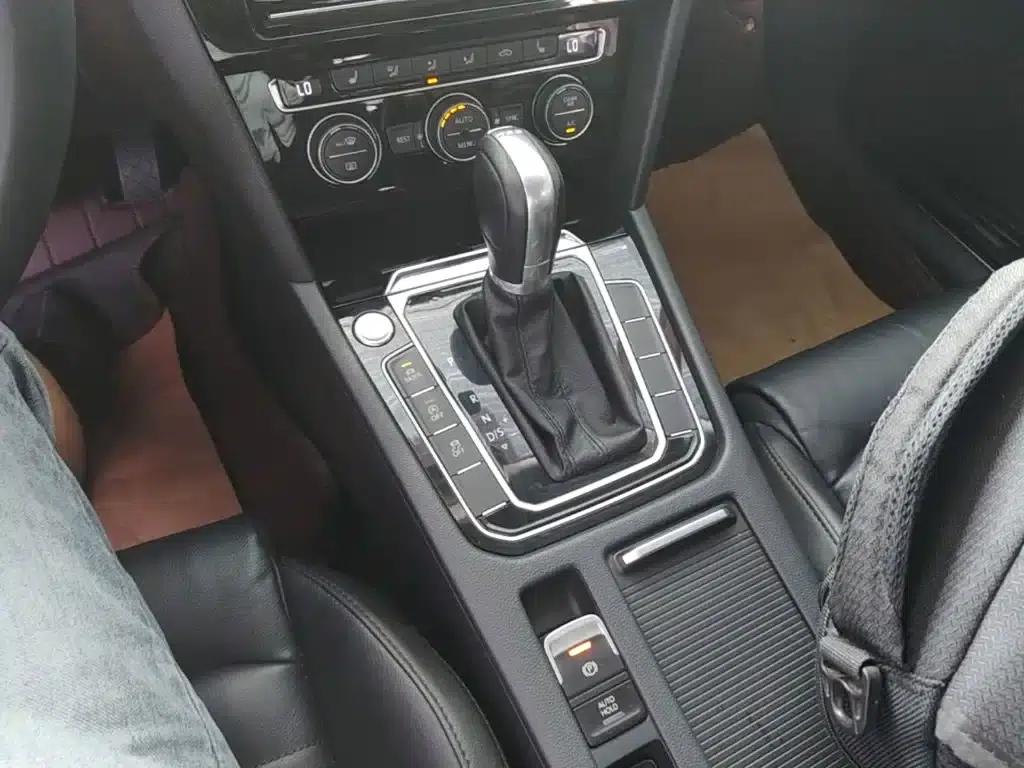 2019 Volkswagen Magotan 330TSI DSG Luxury Edition (National V Emission Standard) — миниатюра 14