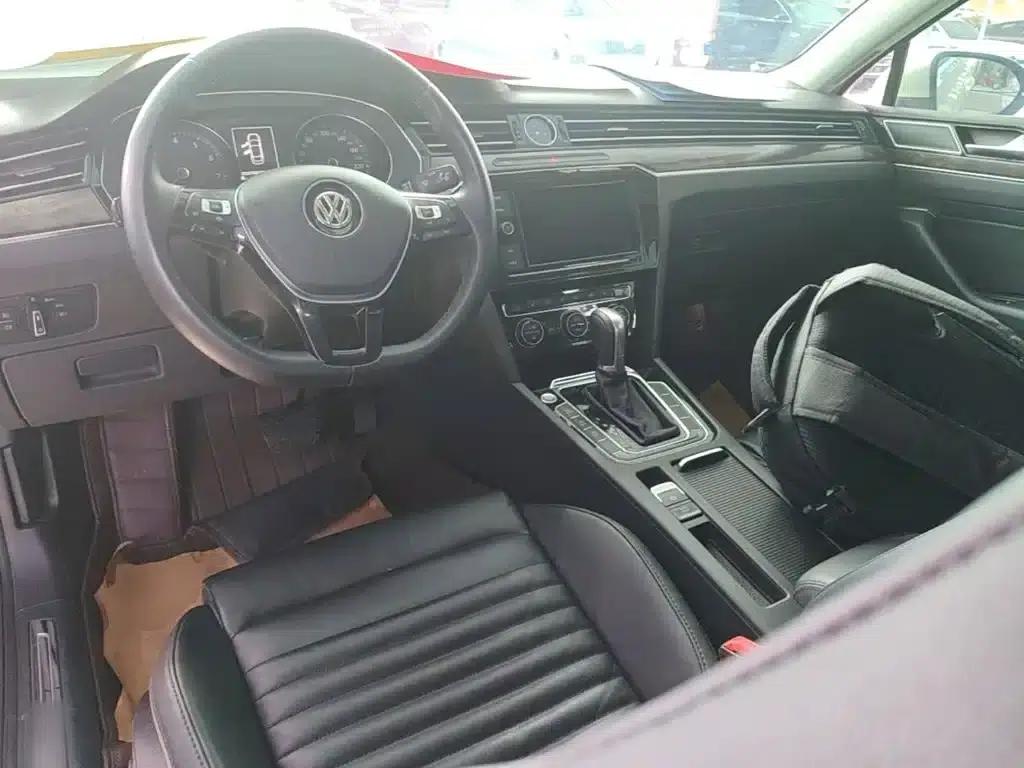 2019 Volkswagen Magotan 330TSI DSG Luxury Edition (National V Emission Standard) — миниатюра 10