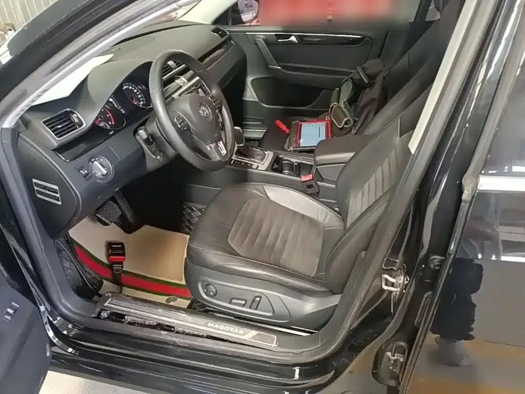 2016 Volkswagen Magotan 1.8TSI Smart Luxury Edition — миниатюра 15