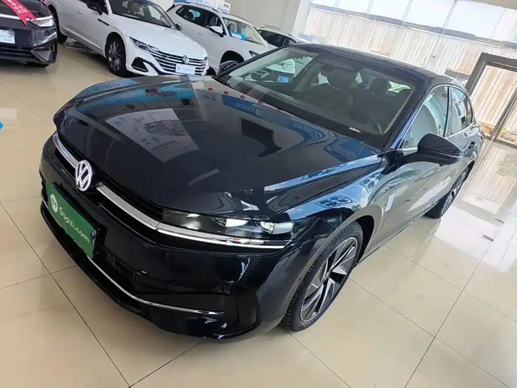 2024 Volkswagen Magotan 380TSI DSG Supreme Edition — миниатюра 1