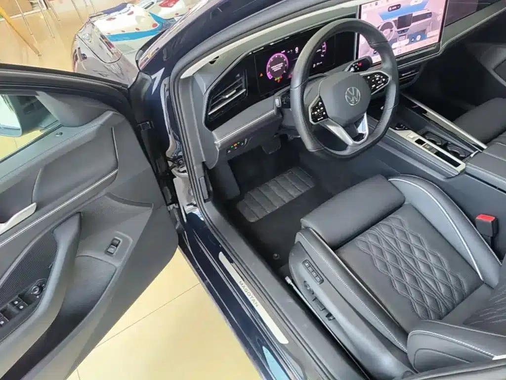 2024 Volkswagen Magotan 380TSI DSG Supreme Edition — миниатюра 16