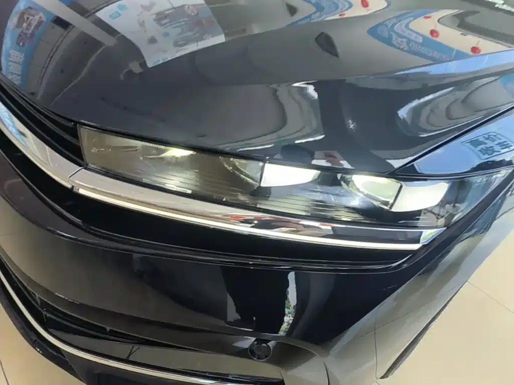 2024 Volkswagen Magotan 380TSI DSG Supreme Edition — миниатюра 24
