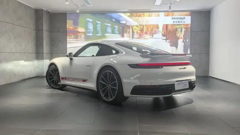 2023 Porsche 911 Carrera 3.0T — миниатюра 4