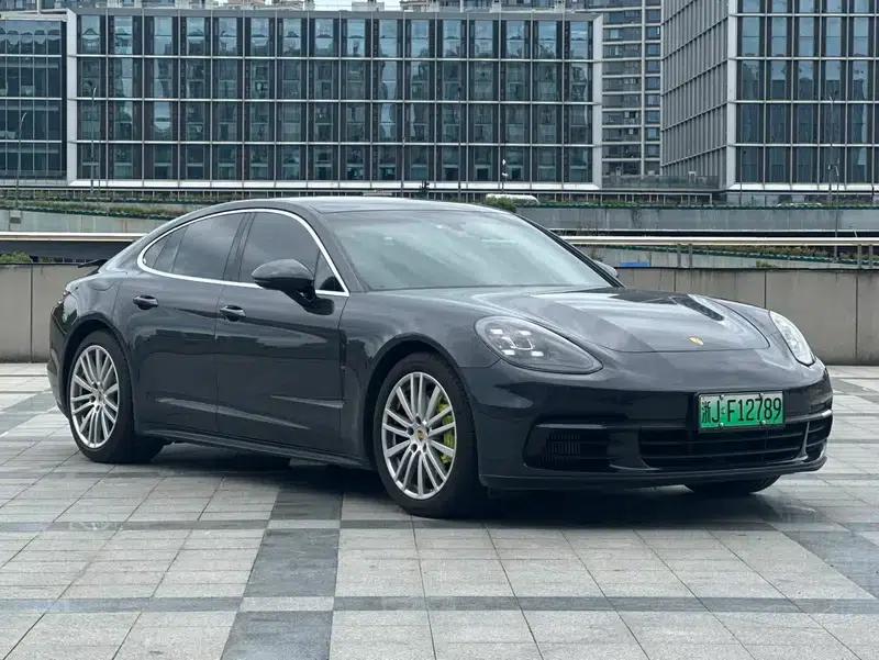 Panamera E-Hybrid 2018 Panamera 4 E-Hybrid 2.9T — миниатюра 3