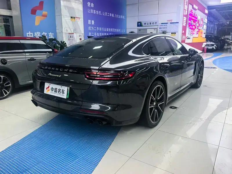 Panamera E-Hybrid 2018 Panamera 4 E-Hybrid 2.9T — миниатюра 2