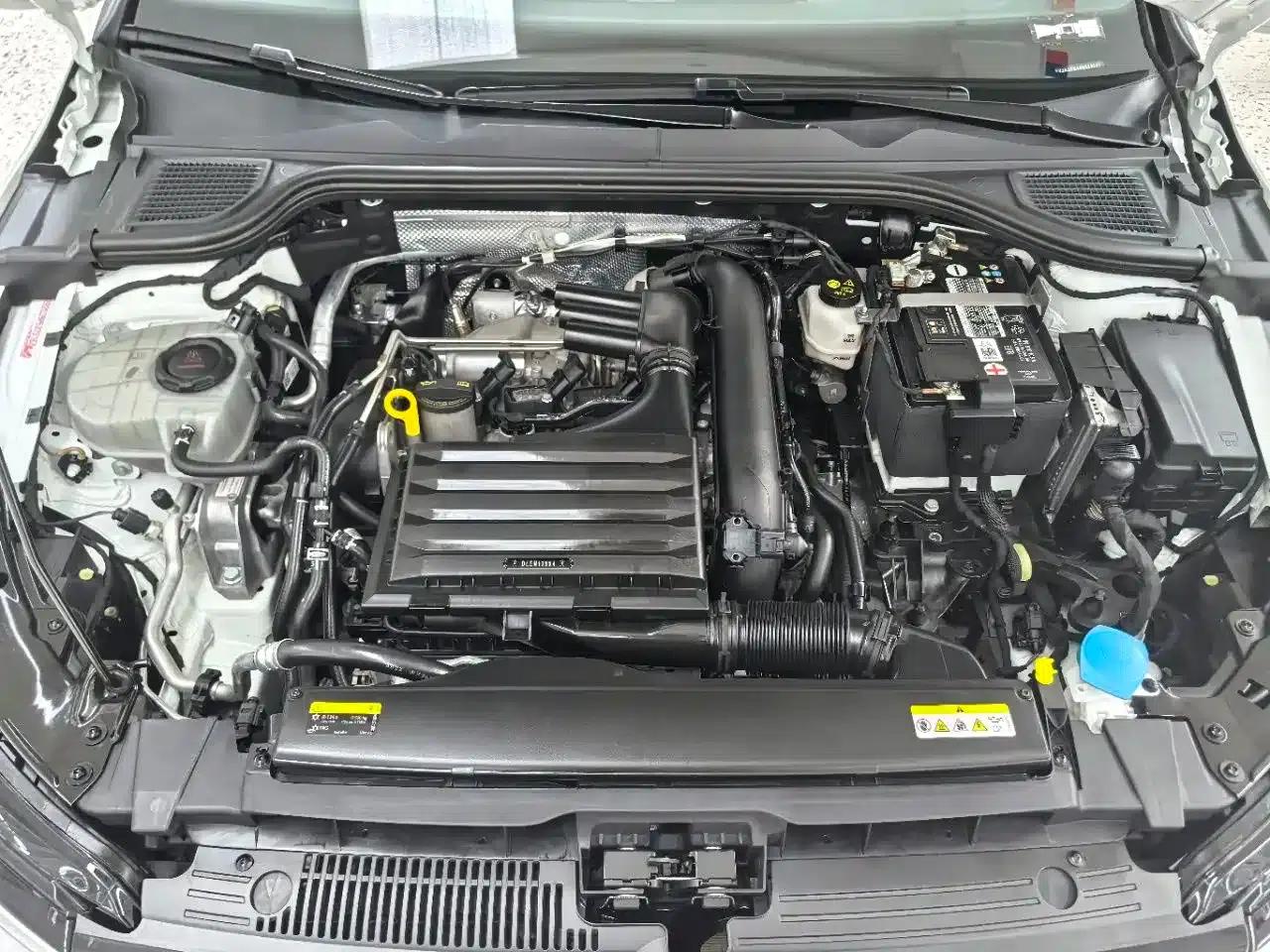 2023 Golf Facelift 280TSI DSG R-Line Lite — миниатюра 15