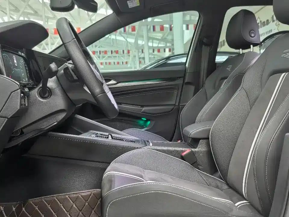 2023 Golf Facelift 280TSI DSG R-Line Lite — миниатюра 4