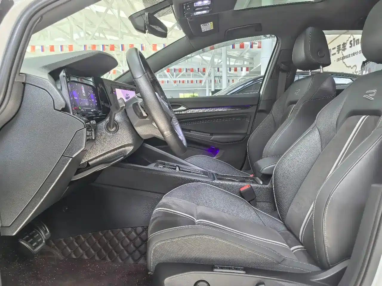 2023 Golf Facelift 280TSI DSG R-Line Lite — миниатюра 4
