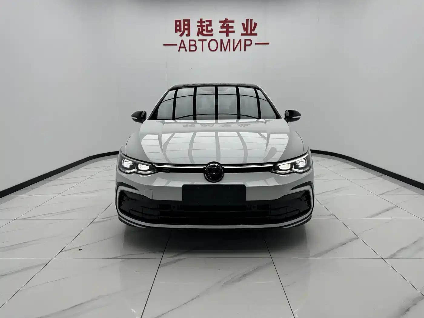2023 Golf 280TSI DSG R-Line Lite — миниатюра 2