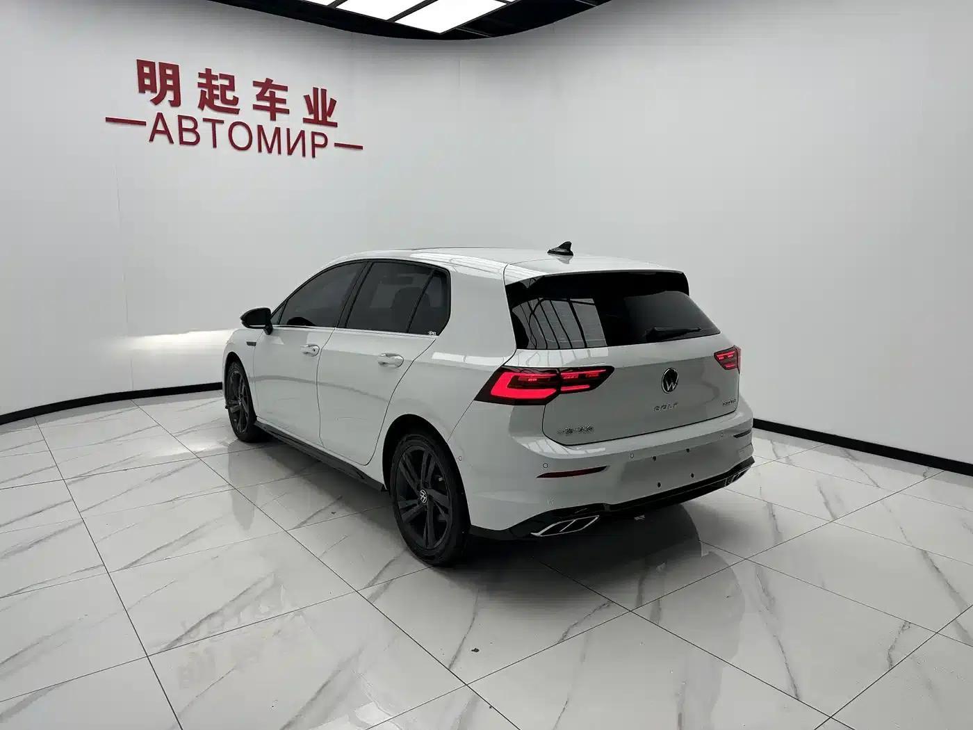 2023 Golf 280TSI DSG R-Line Lite — миниатюра 8