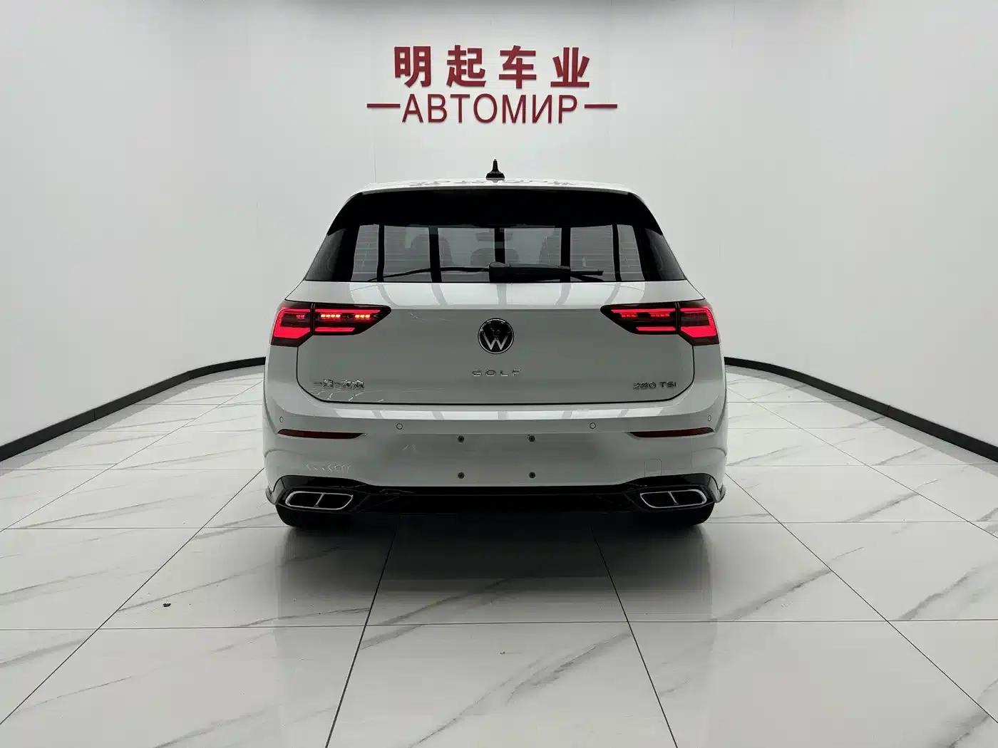 2023 Golf 280TSI DSG R-Line Lite — миниатюра 10