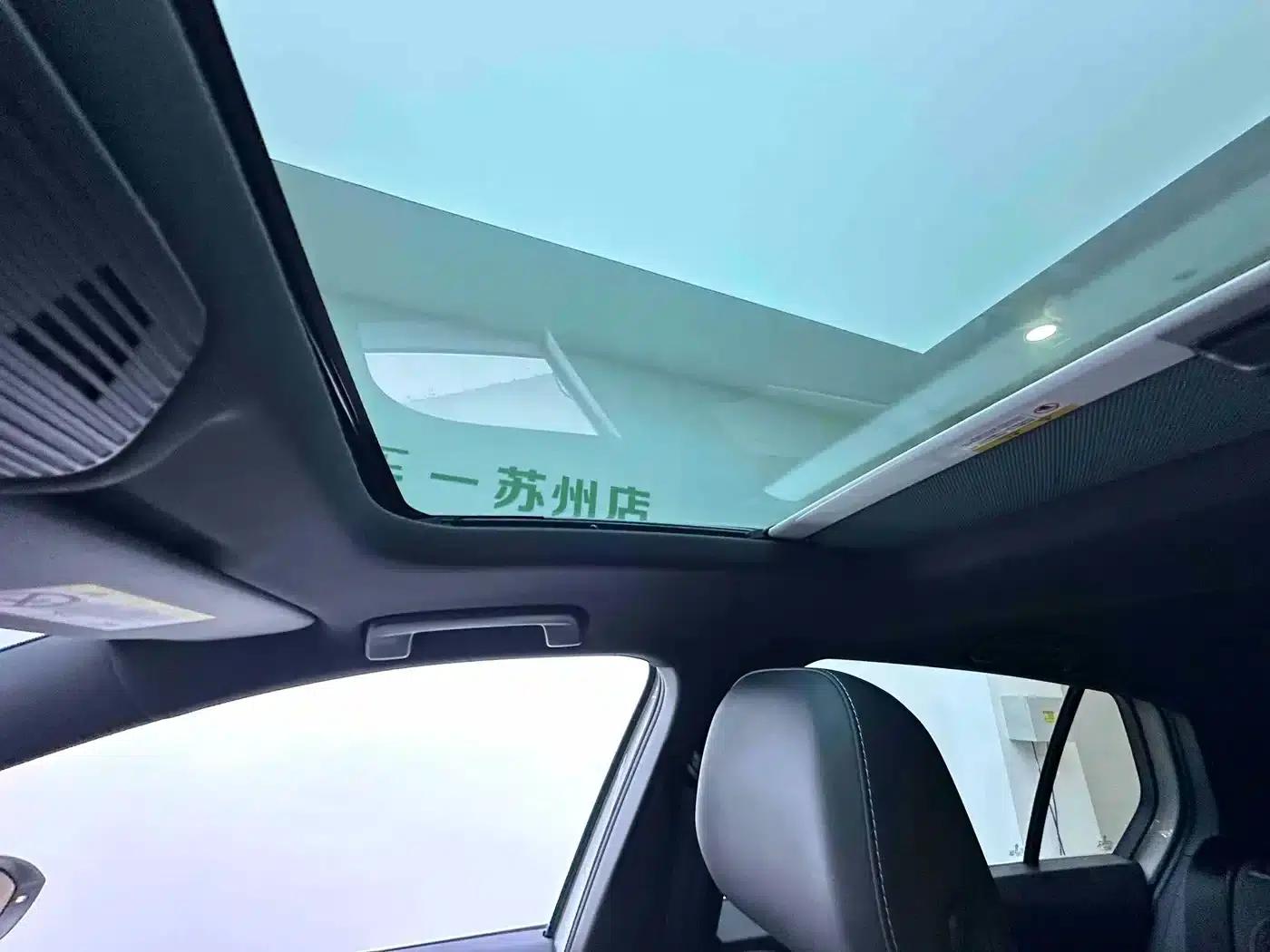 2023 Golf 280TSI DSG R-Line Lite — миниатюра 16