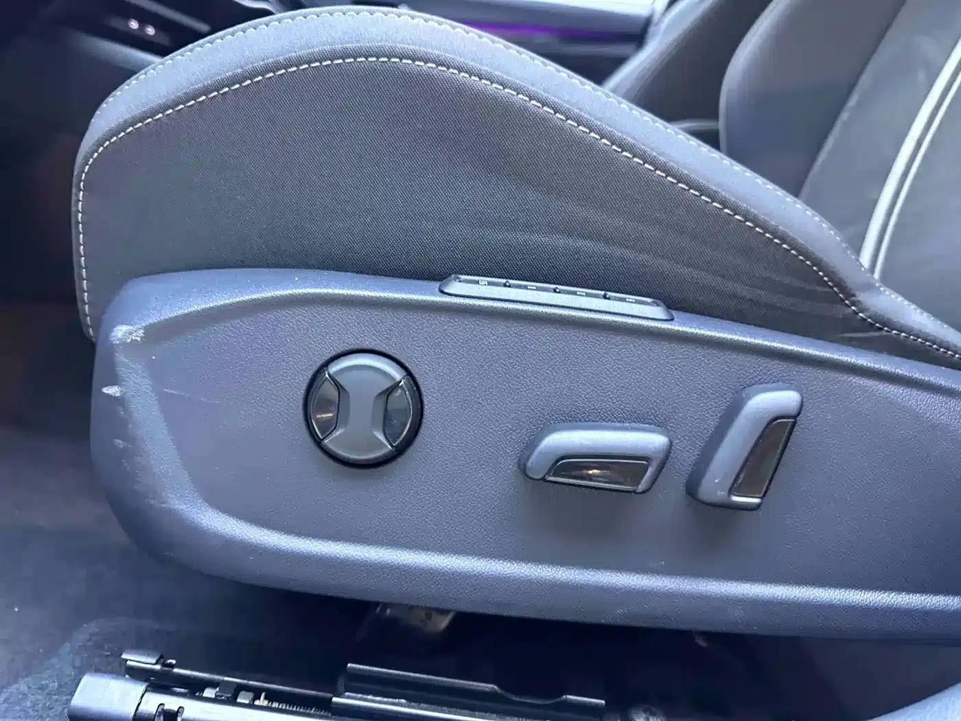 2023 Golf 280TSI DSG R-Line Lite — миниатюра 18