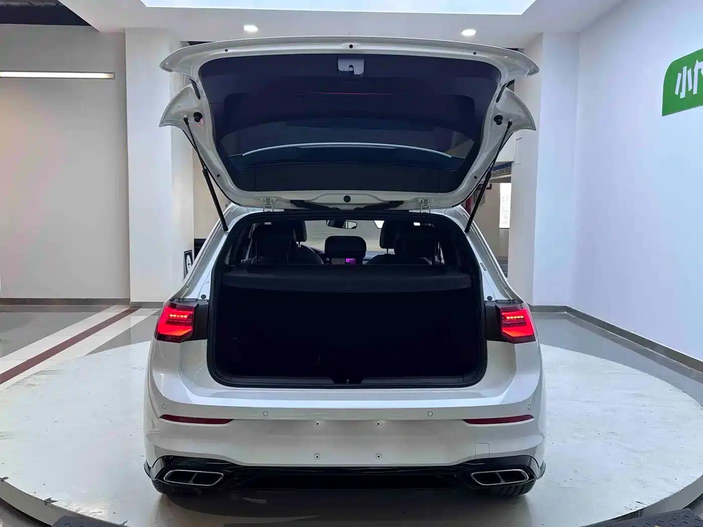2023 Golf 280TSI DSG R-Line Lite — миниатюра 21