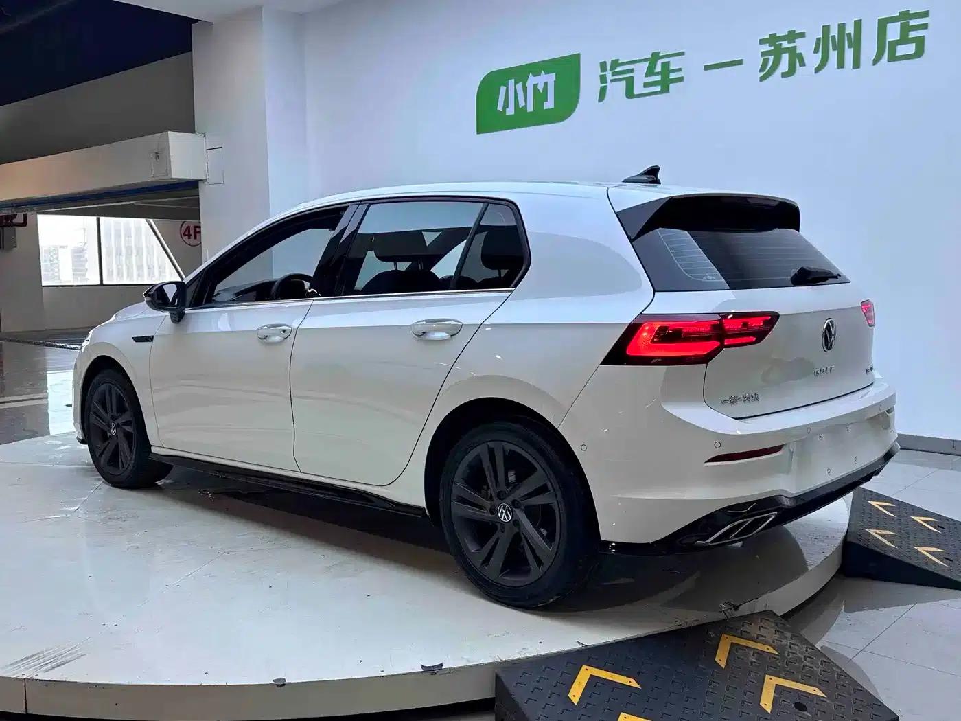 2023 Golf 280TSI DSG R-Line Lite — миниатюра 4