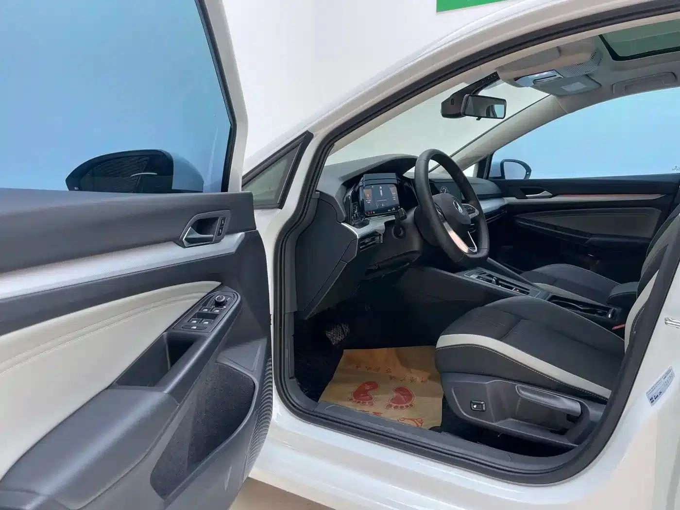 2023 Golf 280TSI DSG Pro — миниатюра 16