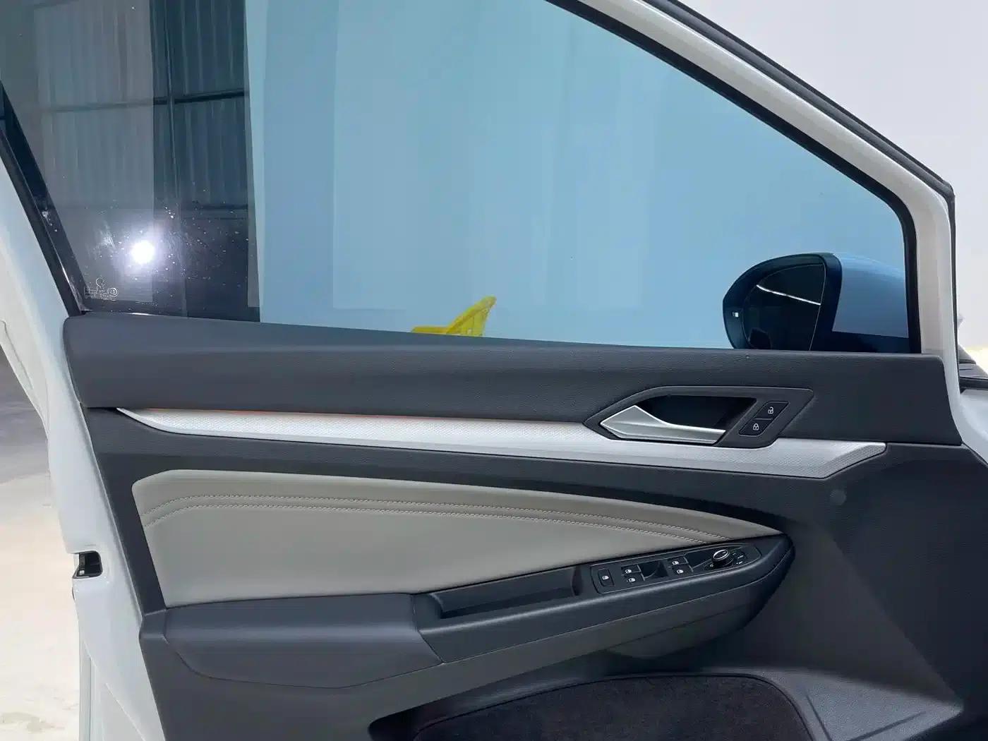 2023 Golf 280TSI DSG Pro — миниатюра 20