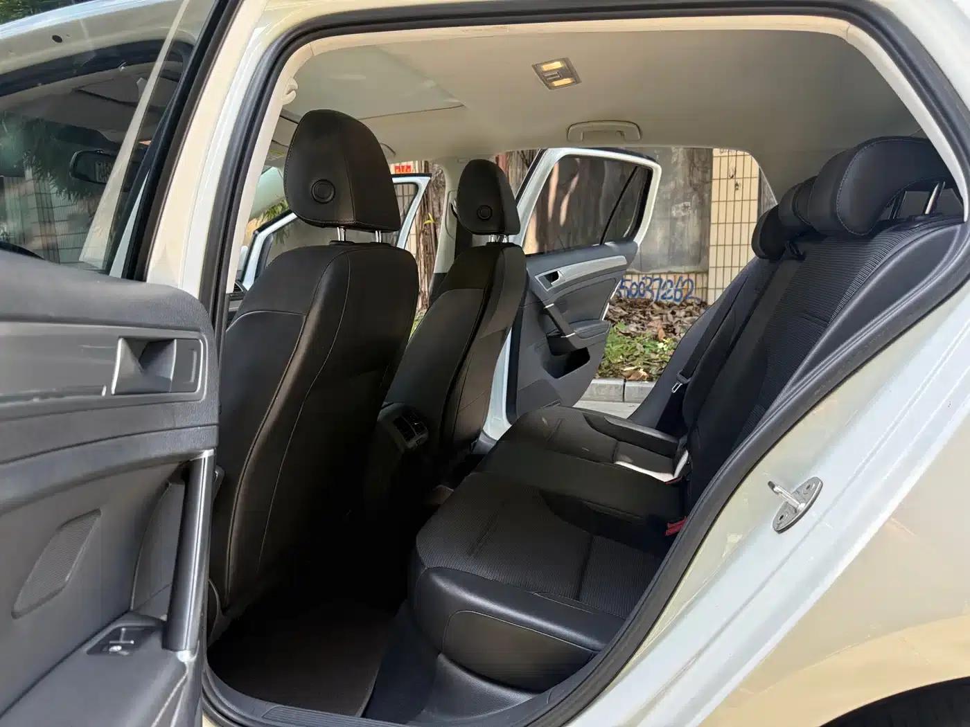2018 Golf 230TSI Automatic Comfort — миниатюра 6