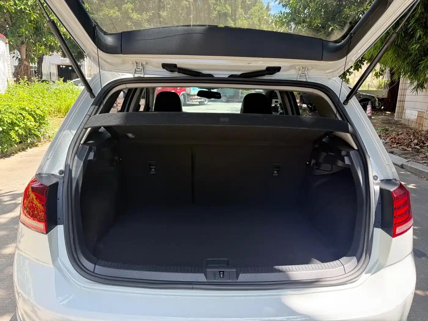 2018 Golf 230TSI Automatic Comfort — миниатюра 7