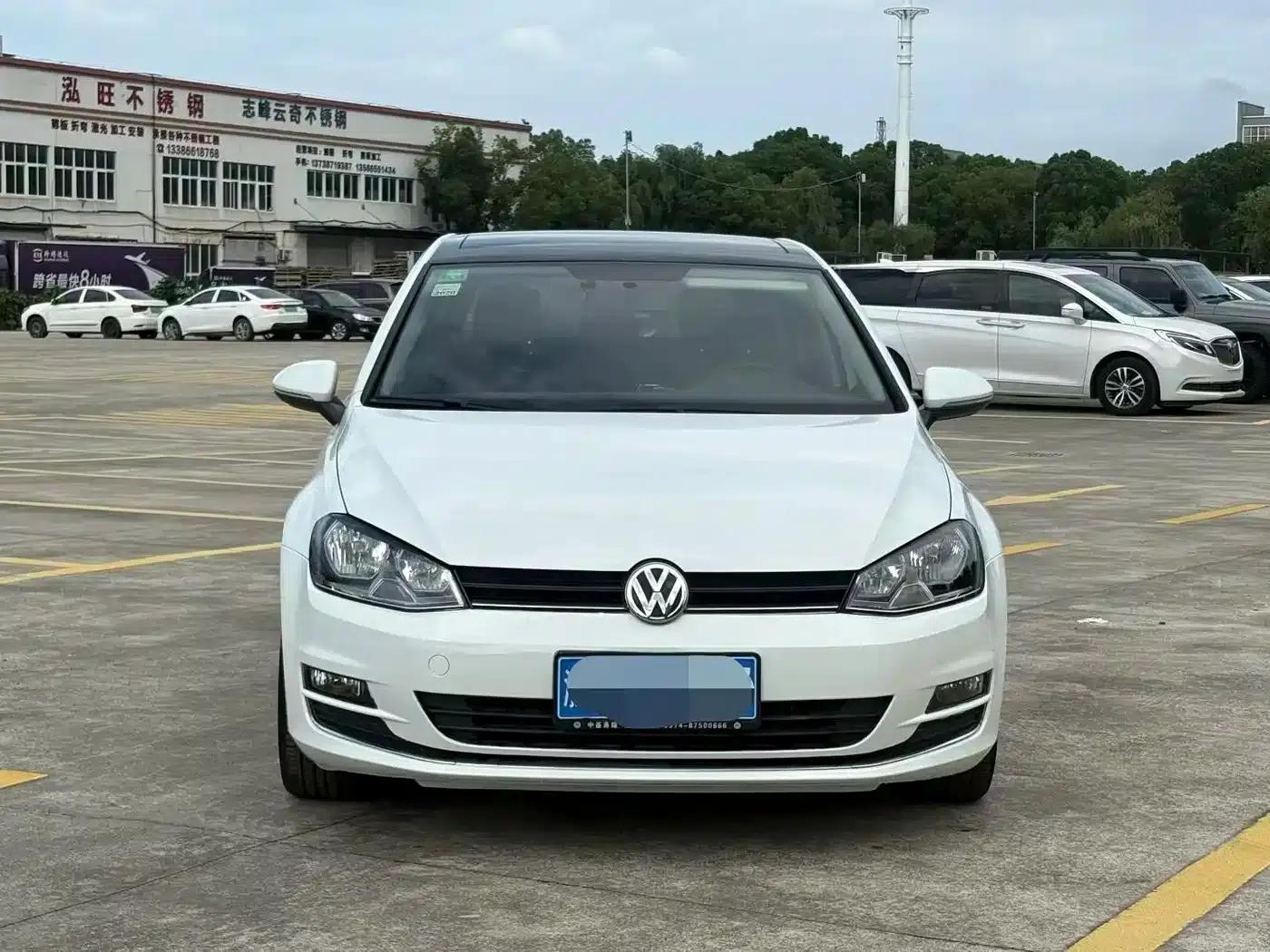 2015 Golf 1.6L Automatic Comfort — миниатюра 2