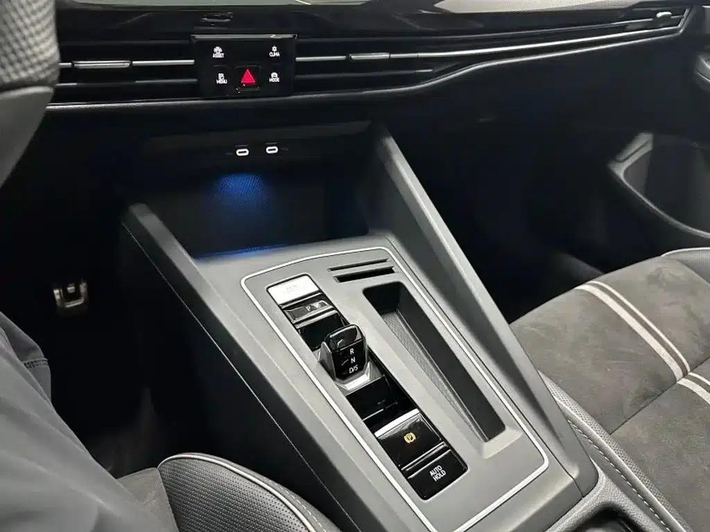 2023 Golf 280TSI DSG R-Line Lite — миниатюра 12
