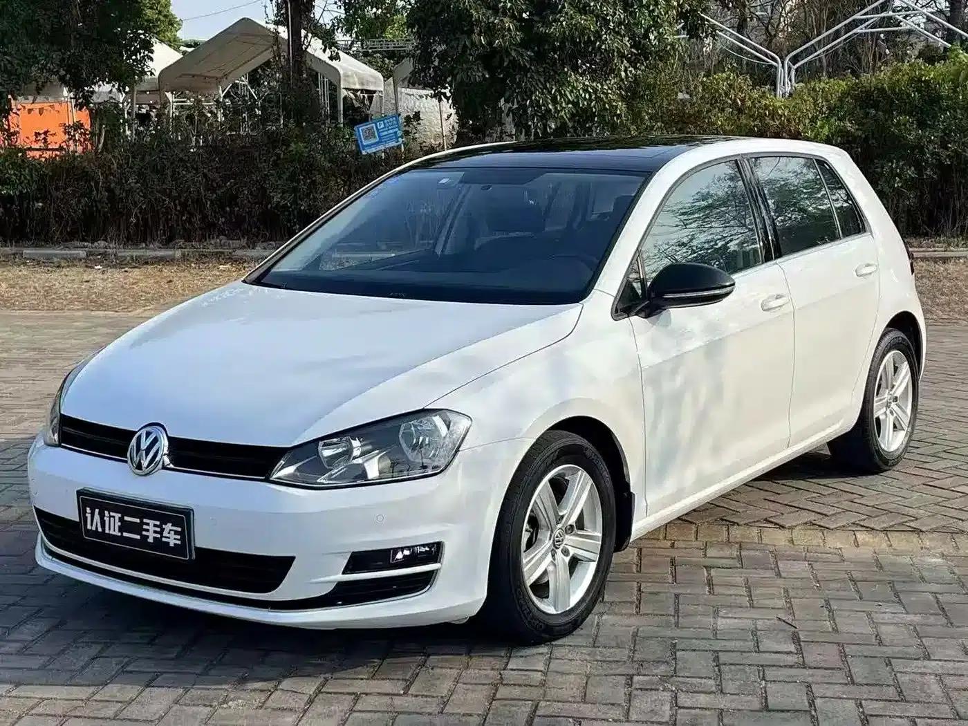 2017 Golf 1.6L Automatic Comfort Millionth Unit Commemorative Edition — миниатюра 1