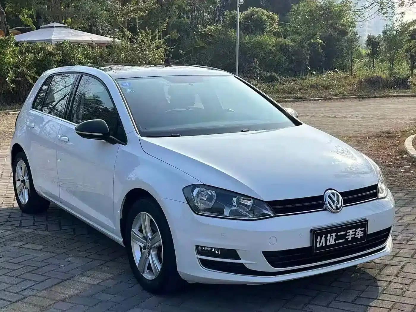 2017 Golf 1.6L Automatic Comfort Millionth Unit Commemorative Edition — миниатюра 3