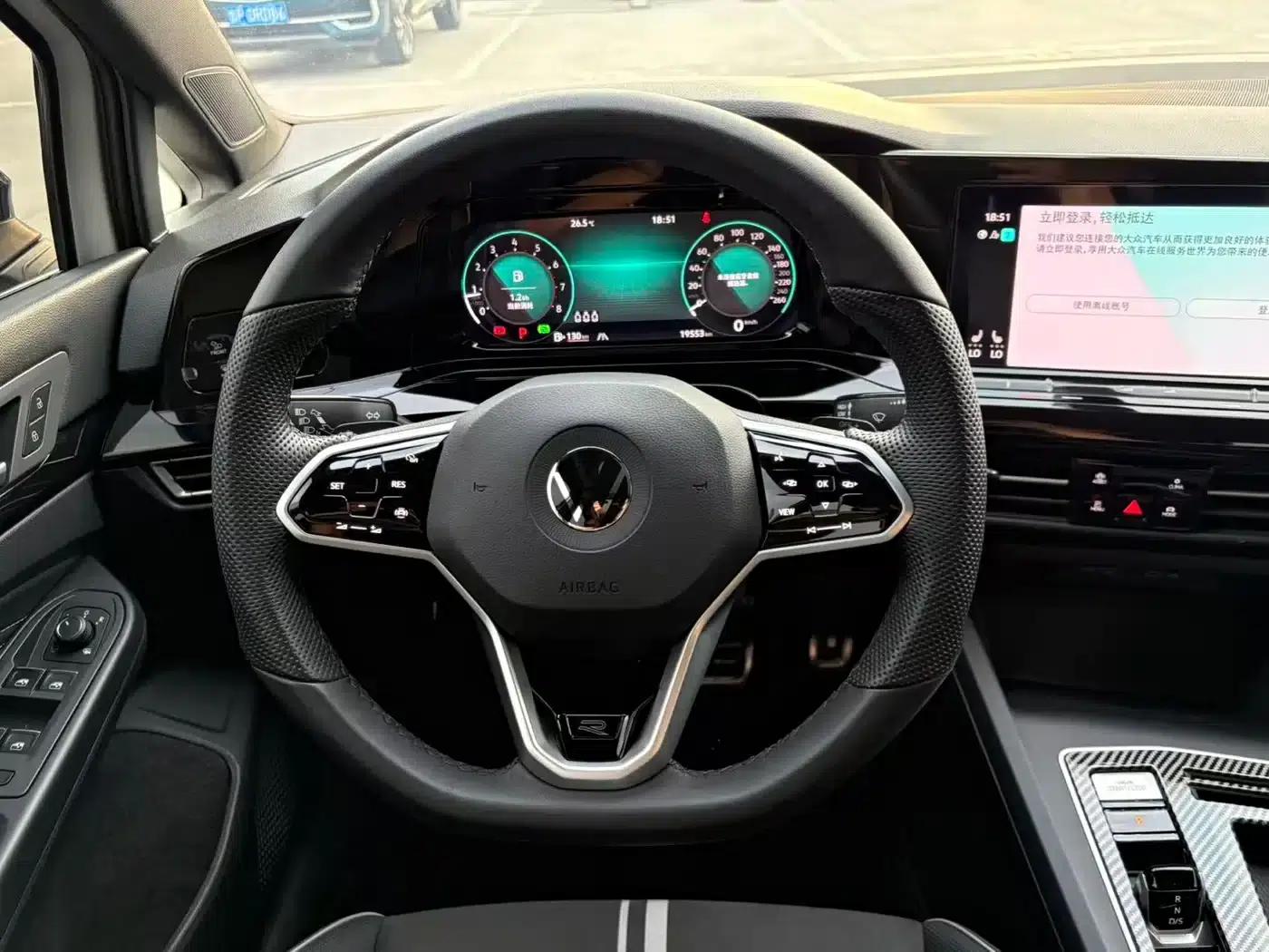 2023 Golf 280TSI DSG R-Line Lite — миниатюра 6