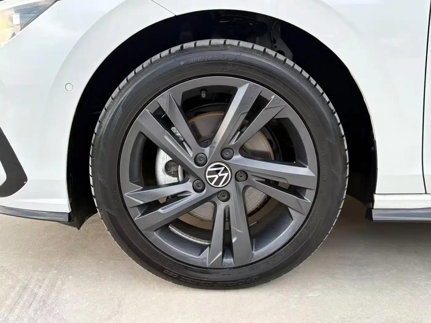 2023 Golf 280TSI DSG R-Line Lite — миниатюра 8