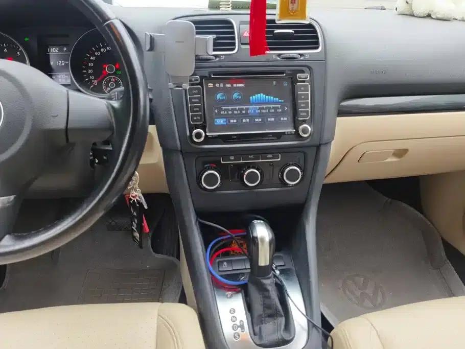 2012 Golf 1.6 Automatic Comfort — миниатюра 12