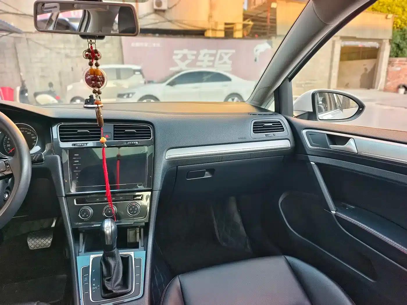 2020 Golf 200TSI DSG Comfort — миниатюра 8