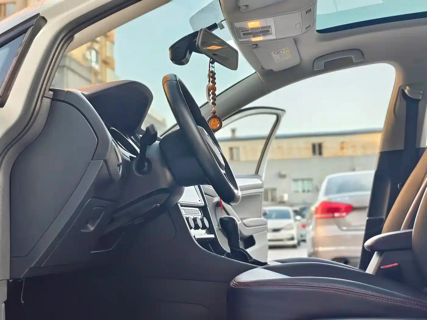 2020 Golf 200TSI DSG Comfort — миниатюра 10
