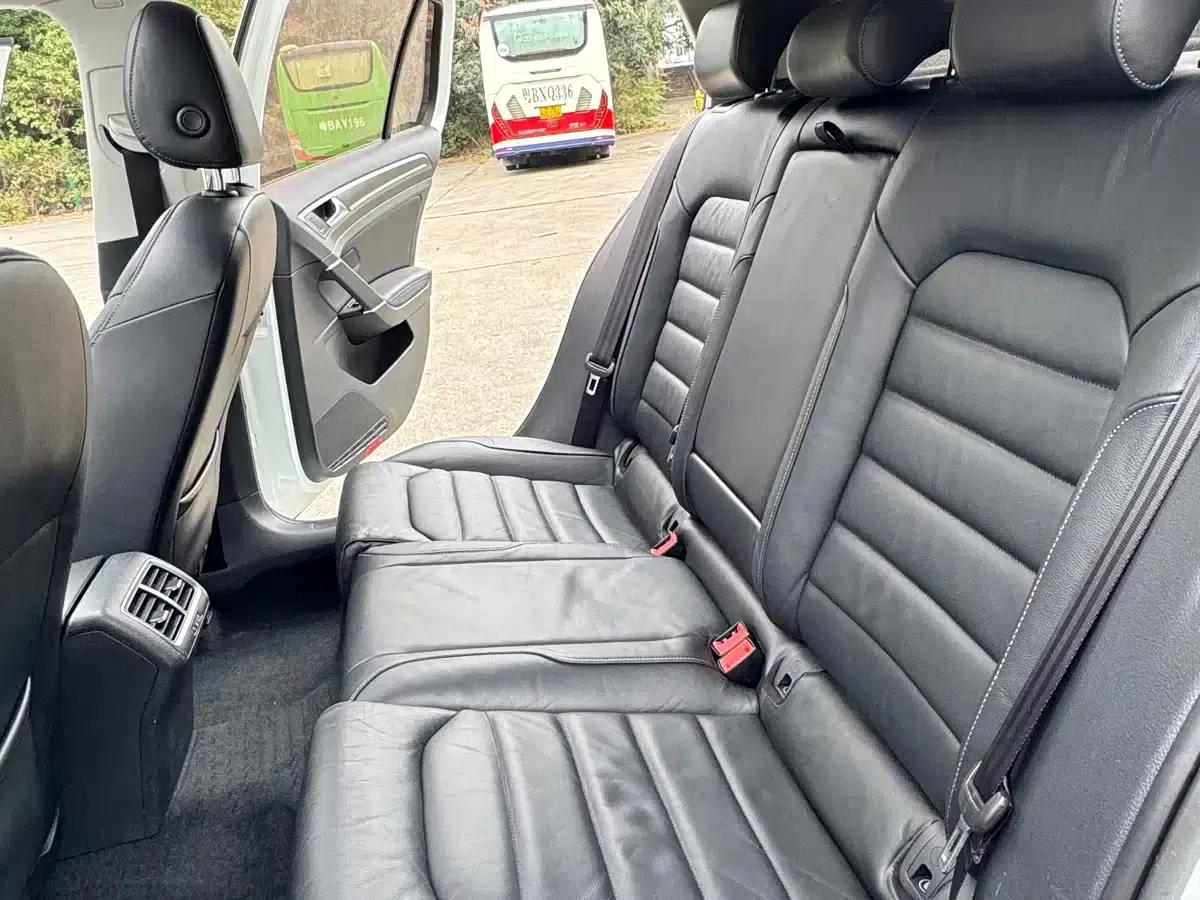 2016 Golf 230TSI Automatic Luxury — миниатюра 11