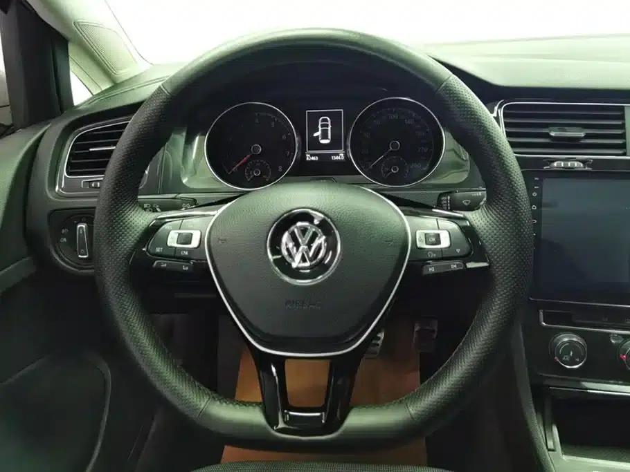 2018 Golf 230TSI Automatic Comfort — миниатюра 15