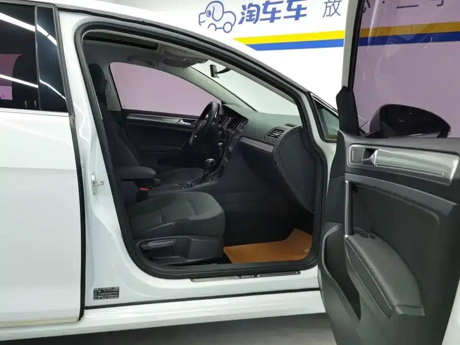 2018 Golf 230TSI Automatic Comfort — миниатюра 8