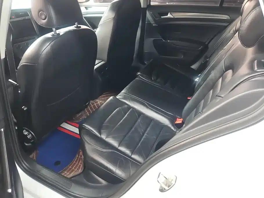 2015 Golf 1.4TSI Automatic Luxury — миниатюра 11