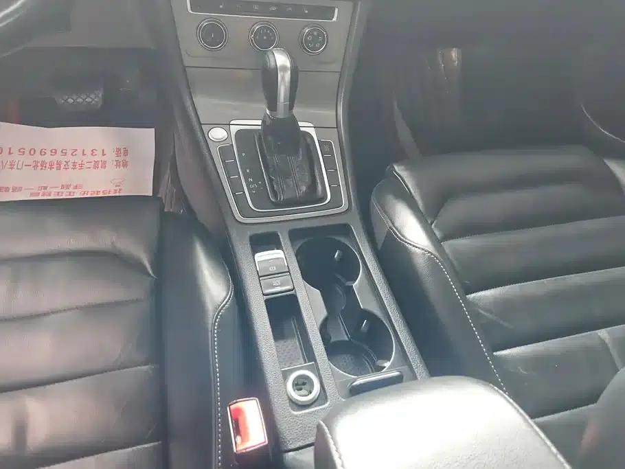 2015 Golf 1.4TSI Automatic Luxury — миниатюра 16