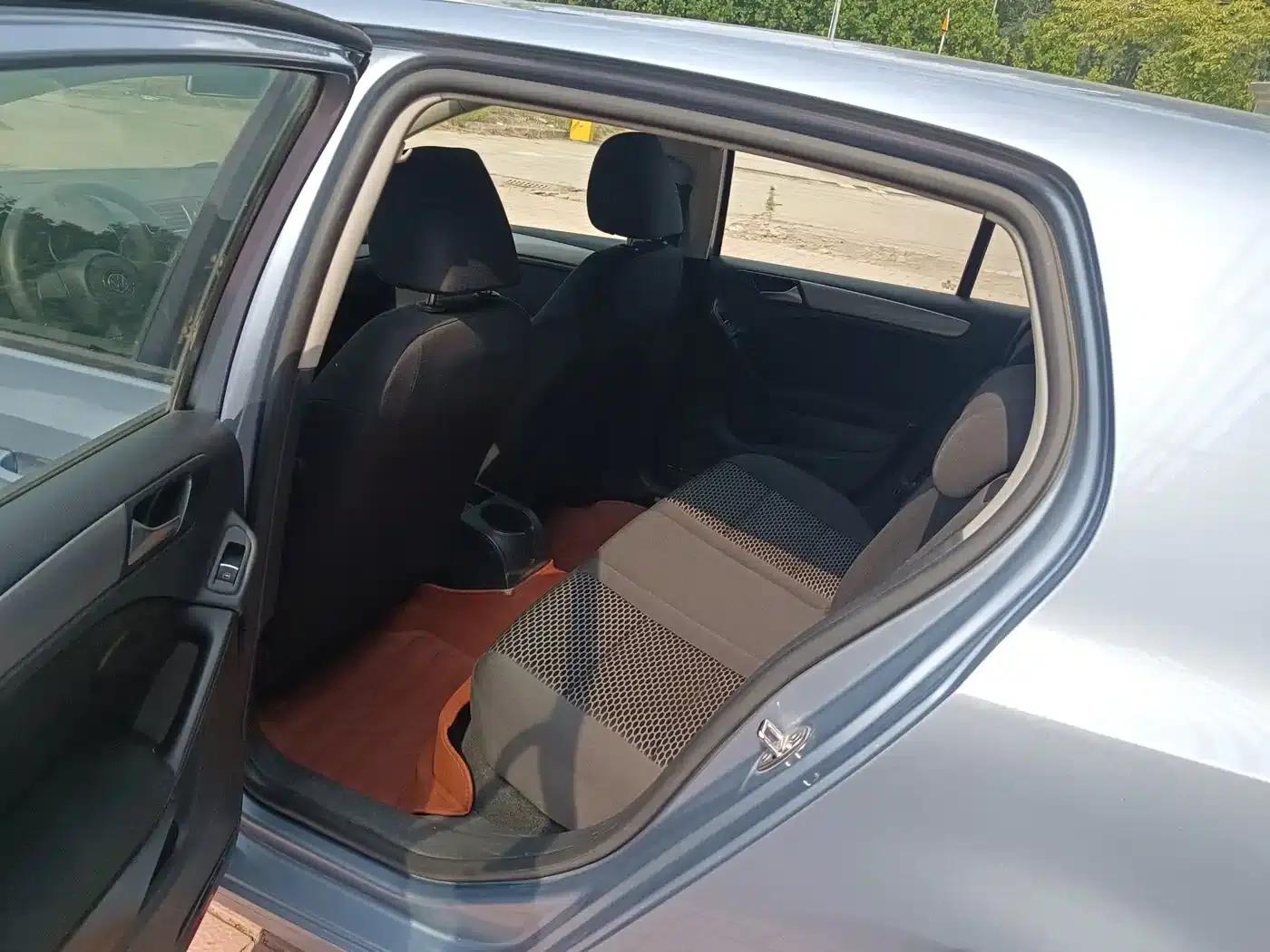 2012 Golf 1.6 Automatic Fashion Edition — миниатюра 8