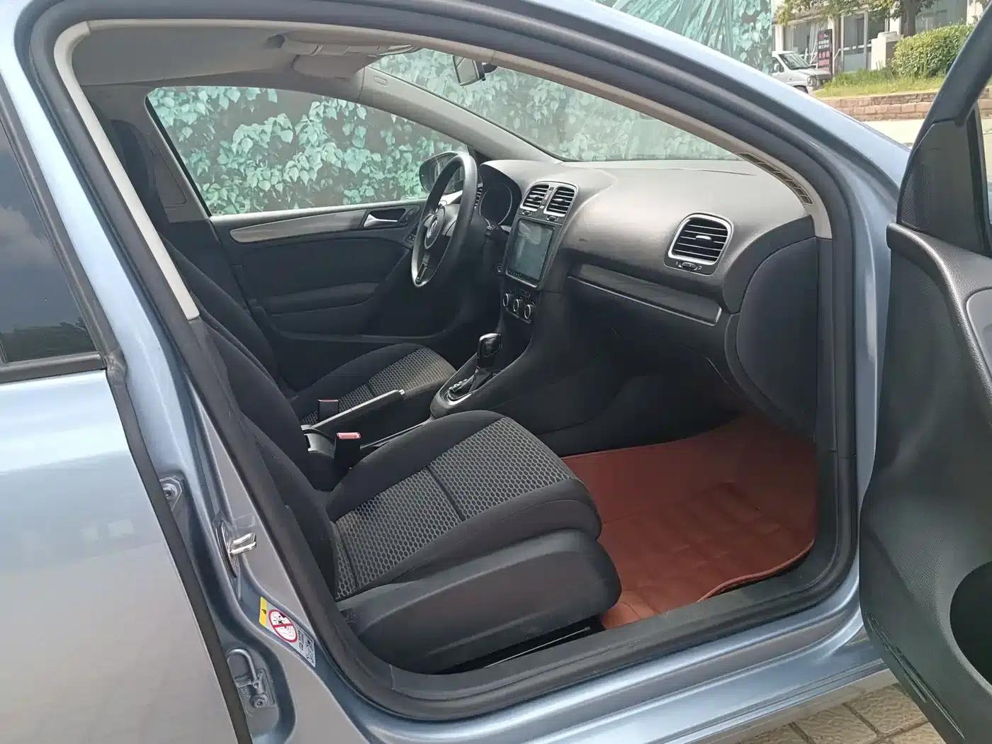 2012 Golf 1.6 Automatic Fashion Edition — миниатюра 10